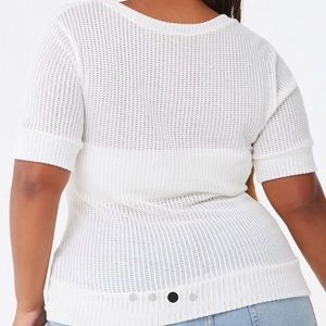 Forever 21 Tops - White Twisted Crop Sweater Forever 21 Tops - White Twisted Crop Sweater